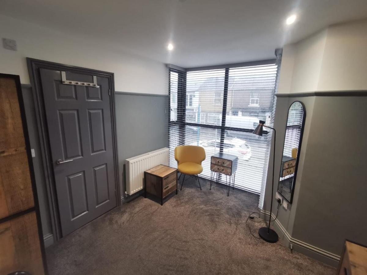 Mansel House - By Tifa Stays Swansea Extérieur photo